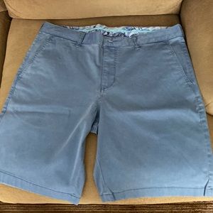 Tommy Bahama 35 inch blue shorts- never worn